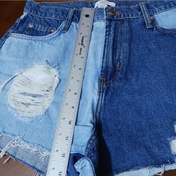 🛍️4 For $15🛍Denim Forever 21 Blue and Jean Shorts Distressed Design 90s Shorts - Picture 10 of 12